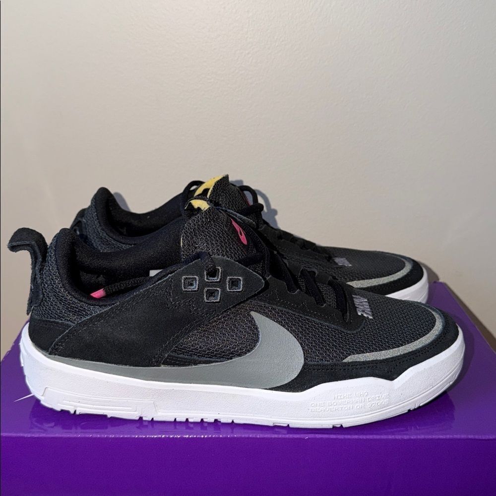 Nike SB Day One GS Black Cool Grey FN4210-002 Size 7Y